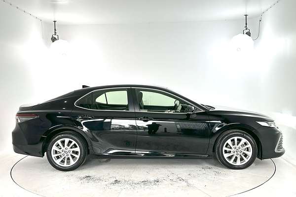 2024 Toyota Camry Ascent AXVH70R