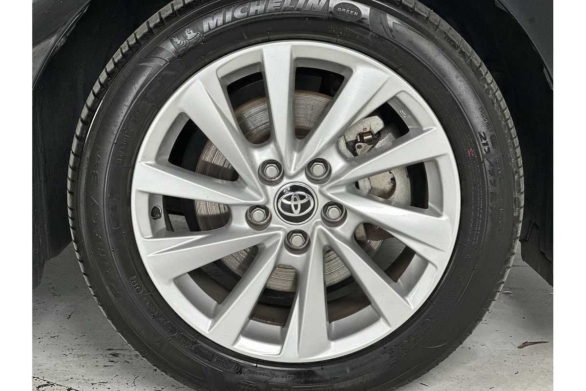 2024 Toyota Camry Ascent AXVH70R