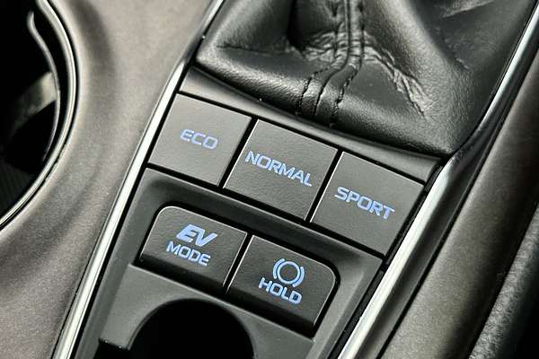 2024 Toyota Camry Ascent AXVH70R