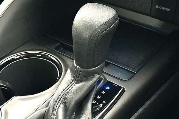 2024 Toyota Camry Ascent AXVH70R