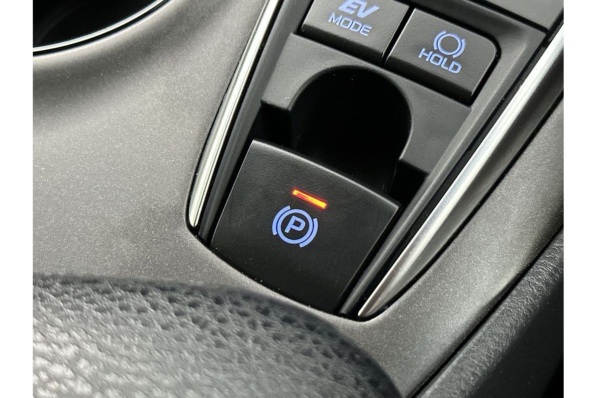 2024 Toyota Camry Ascent AXVH70R