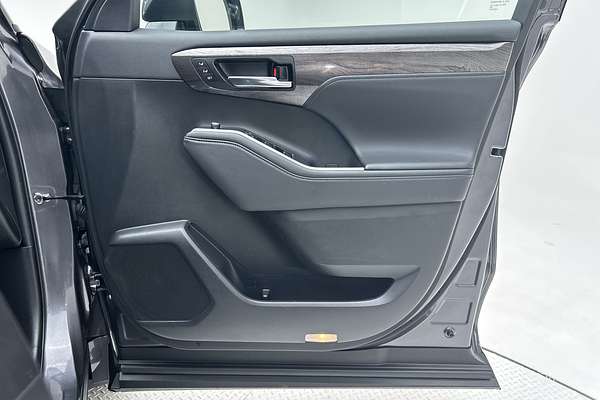 2022 Toyota Kluger Grande AXUH78R