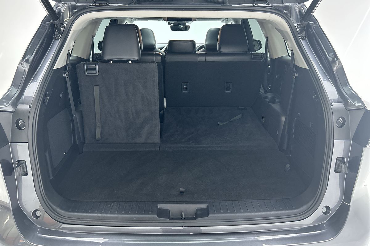 2022 Toyota Kluger Grande AXUH78R