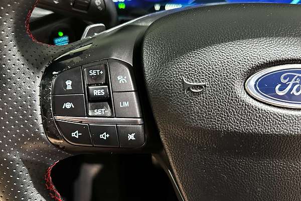 2022 Ford Escape ST-Line ZH