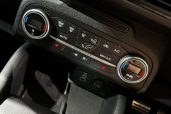 2022 Ford Escape ST-Line ZH