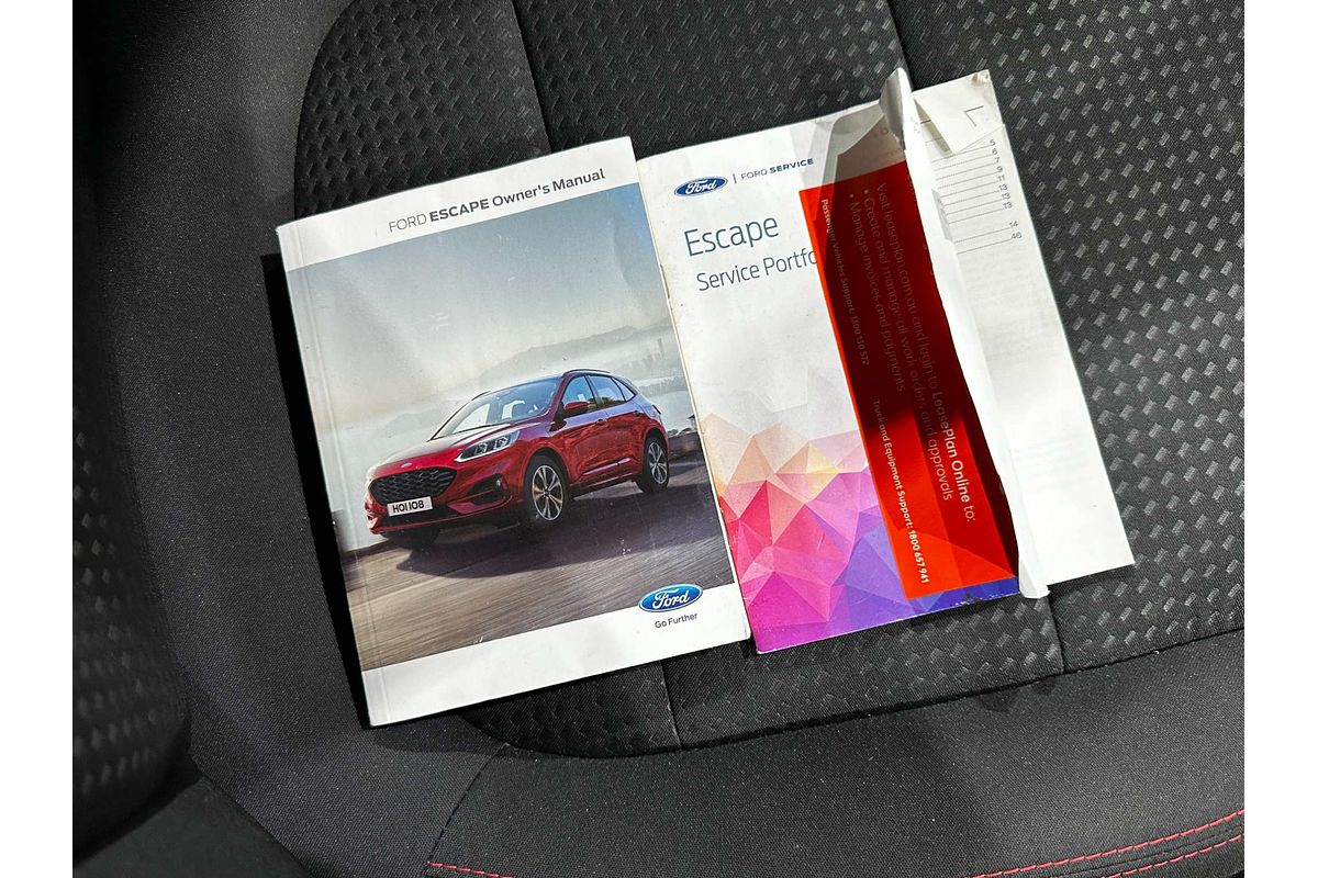 2022 Ford Escape ST-Line ZH