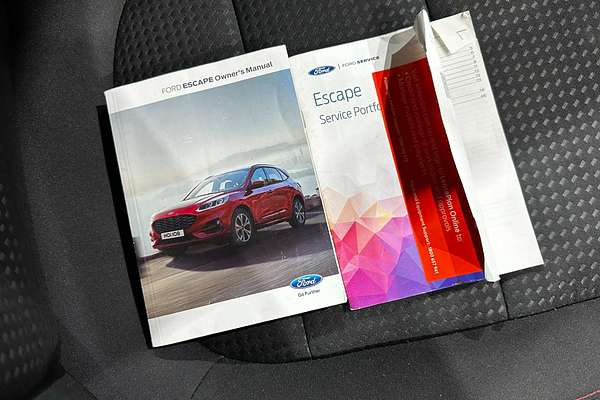 2022 Ford Escape ST-Line ZH