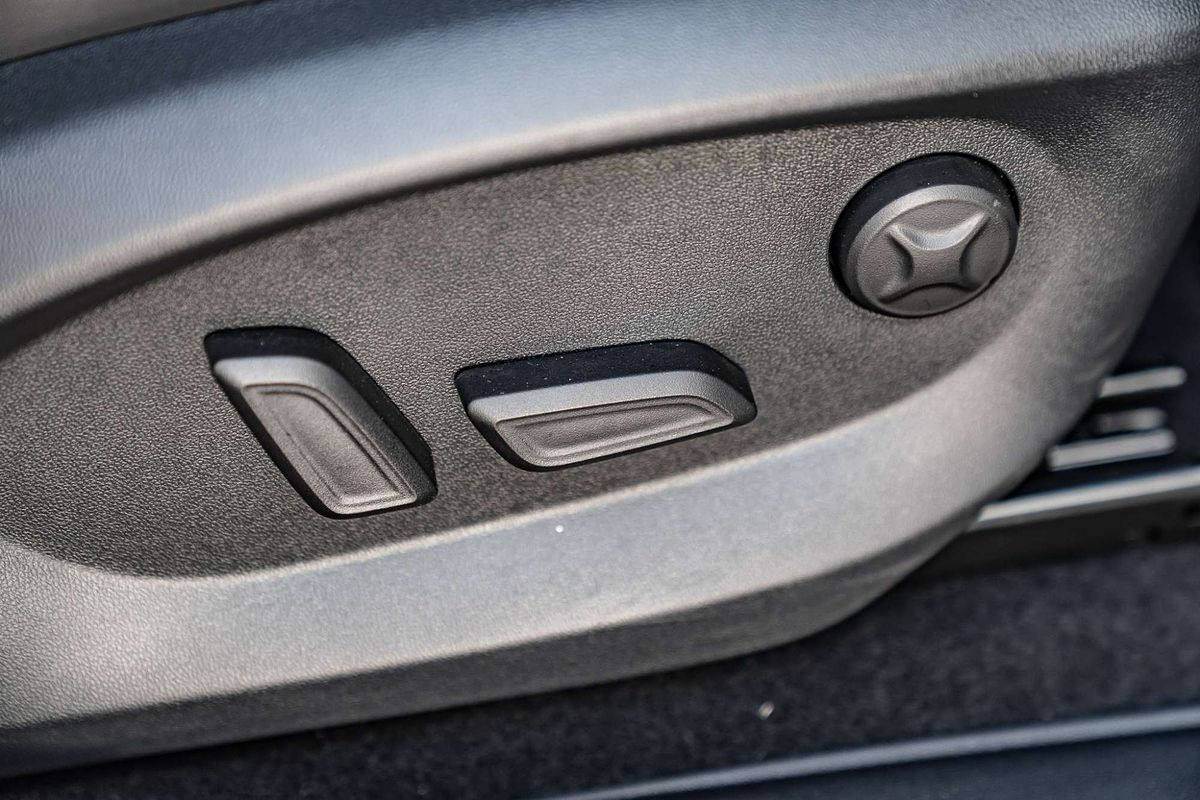 2025 MG HS Hybrid+ Essence AS33H