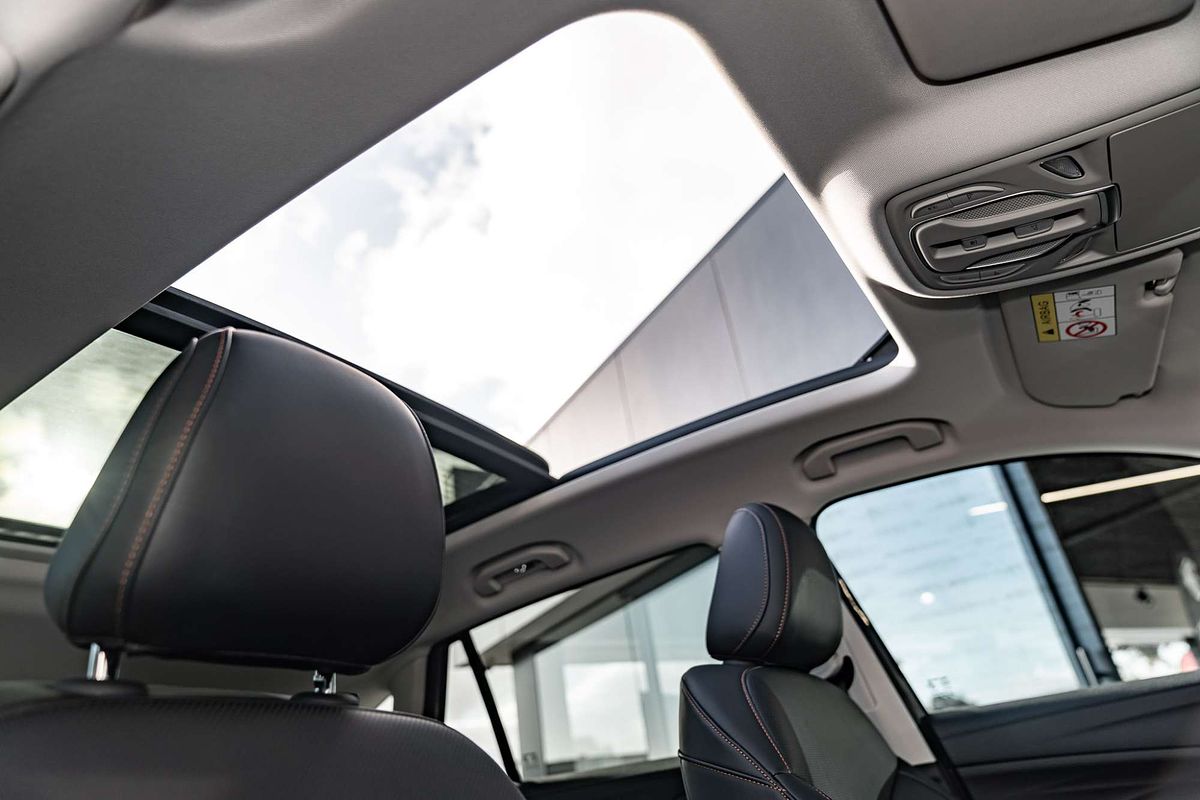 2025 MG HS Hybrid+ Essence AS33H