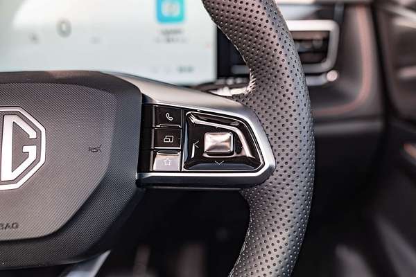 2025 MG HS Hybrid+ Essence AS33H