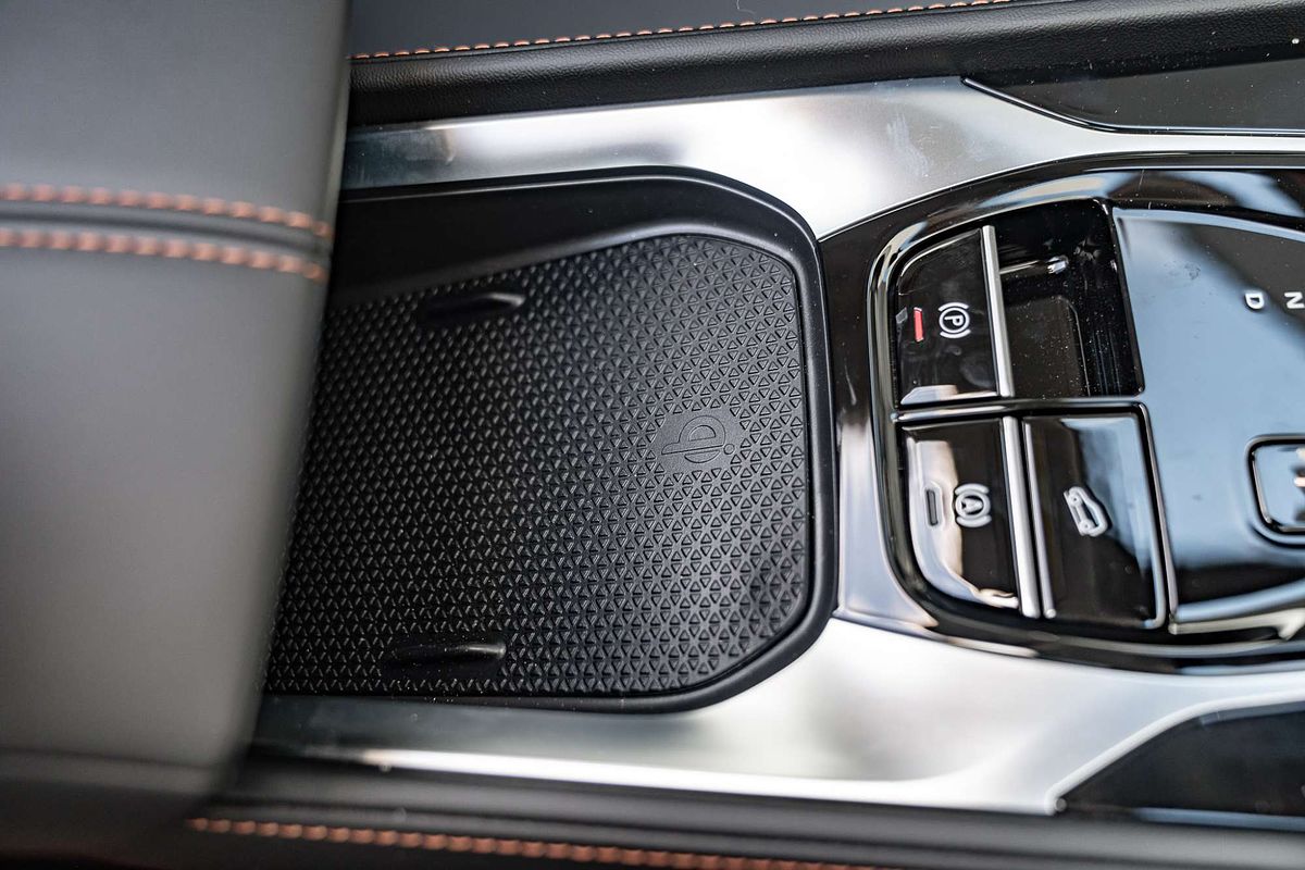 2025 MG HS Hybrid+ Essence AS33H