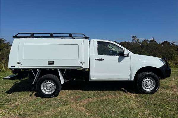 2016 Isuzu D-MAX SX  4X4