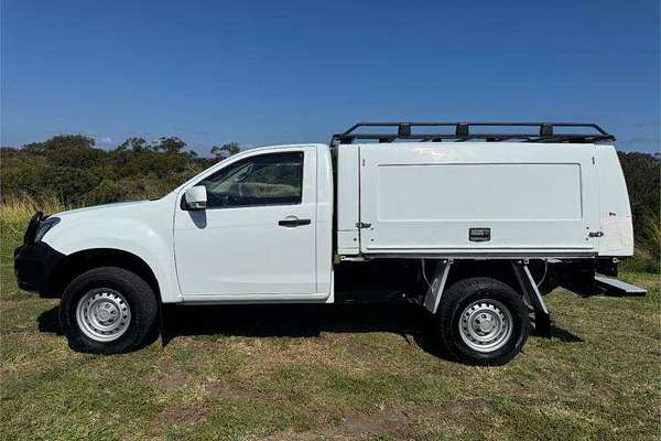 2016 Isuzu D-MAX SX  4X4