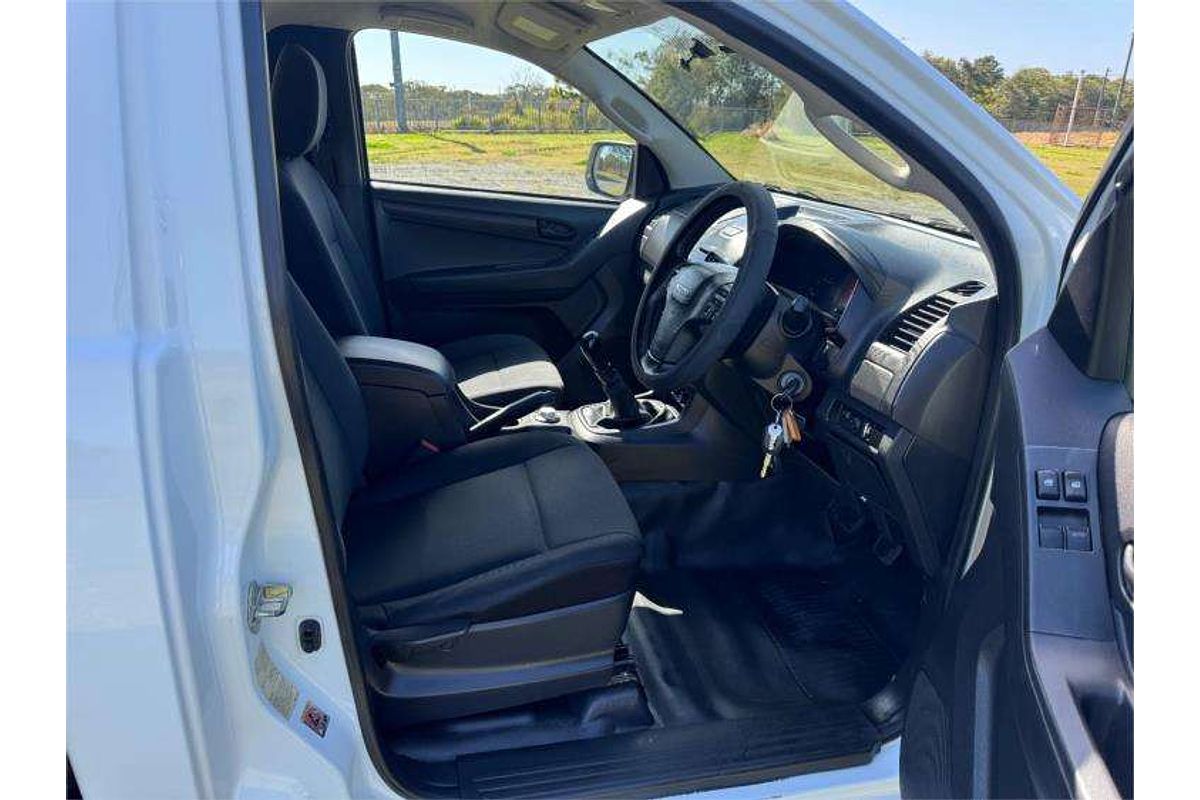 2016 Isuzu D-MAX SX  4X4