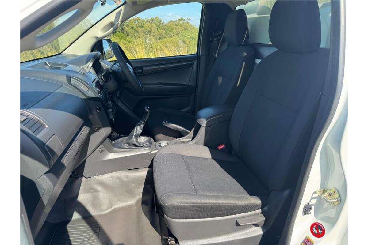 2016 Isuzu D-MAX SX  4X4