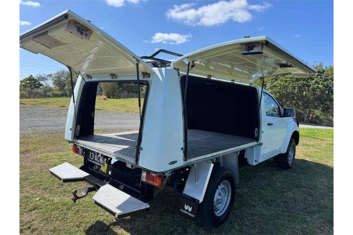2016 Isuzu D-MAX SX  4X4