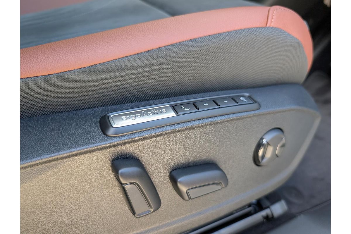 2025 Volkswagen ID.4 Pro E2