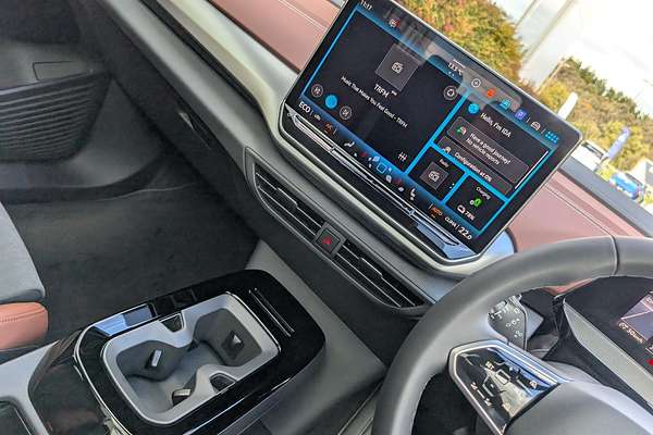 2025 Volkswagen ID.4 Pro E2