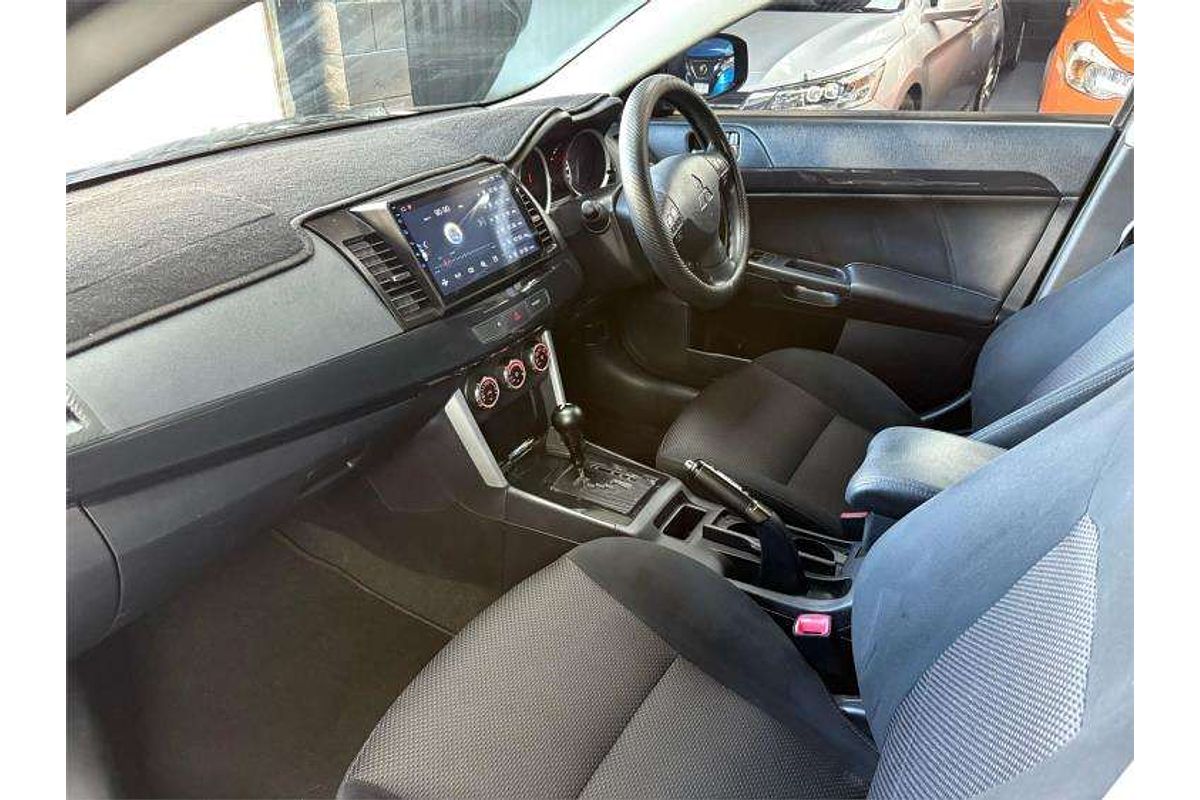 2017 Mitsubishi Lancer ES Sport CF