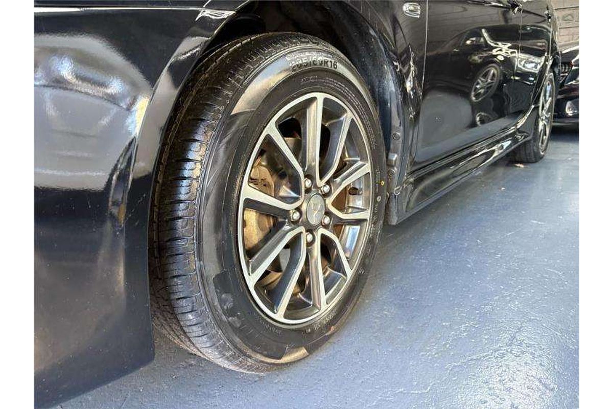 2017 Mitsubishi Lancer ES Sport CF