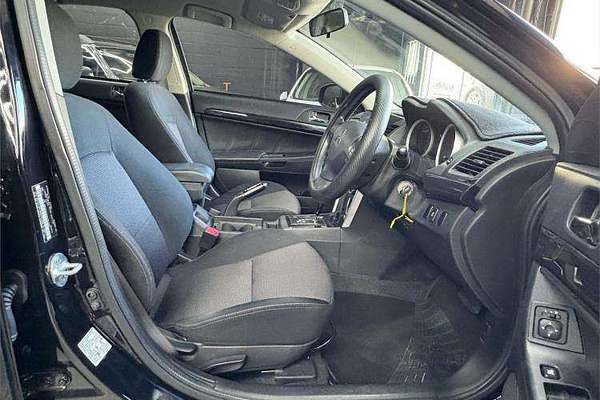 2017 Mitsubishi Lancer ES Sport CF