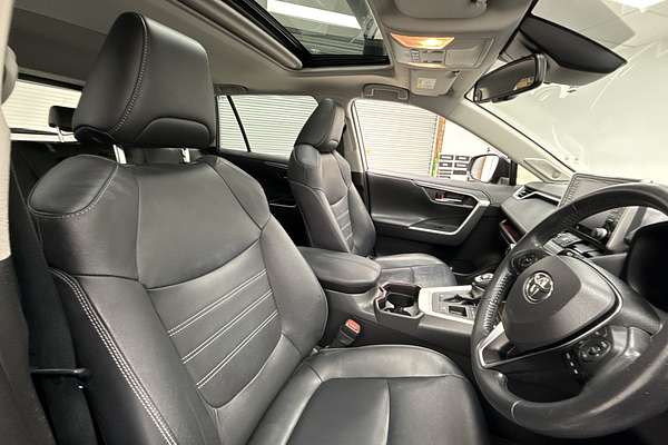 2021 Toyota RAV4 Cruiser AXAH52R