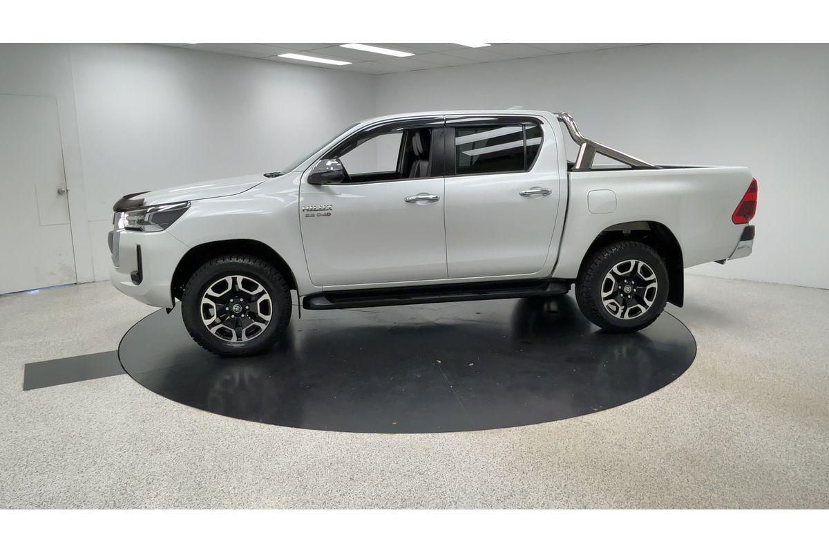 2022 Toyota Hilux SR5 GUN126R 4X4