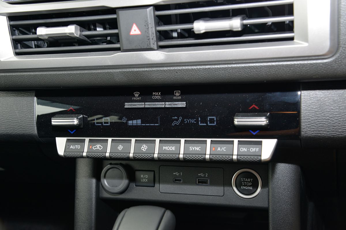 2024 Mitsubishi Triton GLS MV 4X4