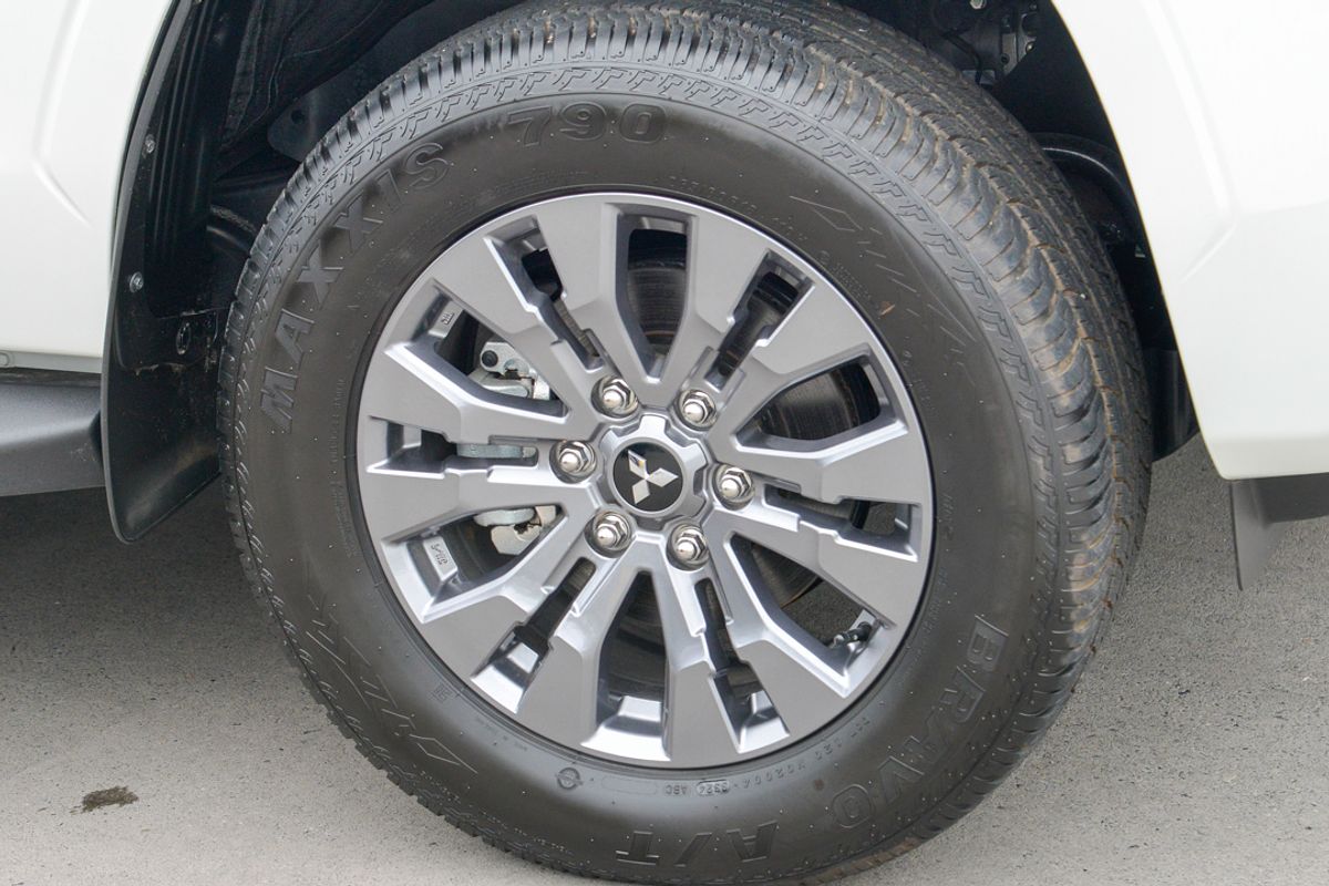 2024 Mitsubishi Triton GLS MV 4X4