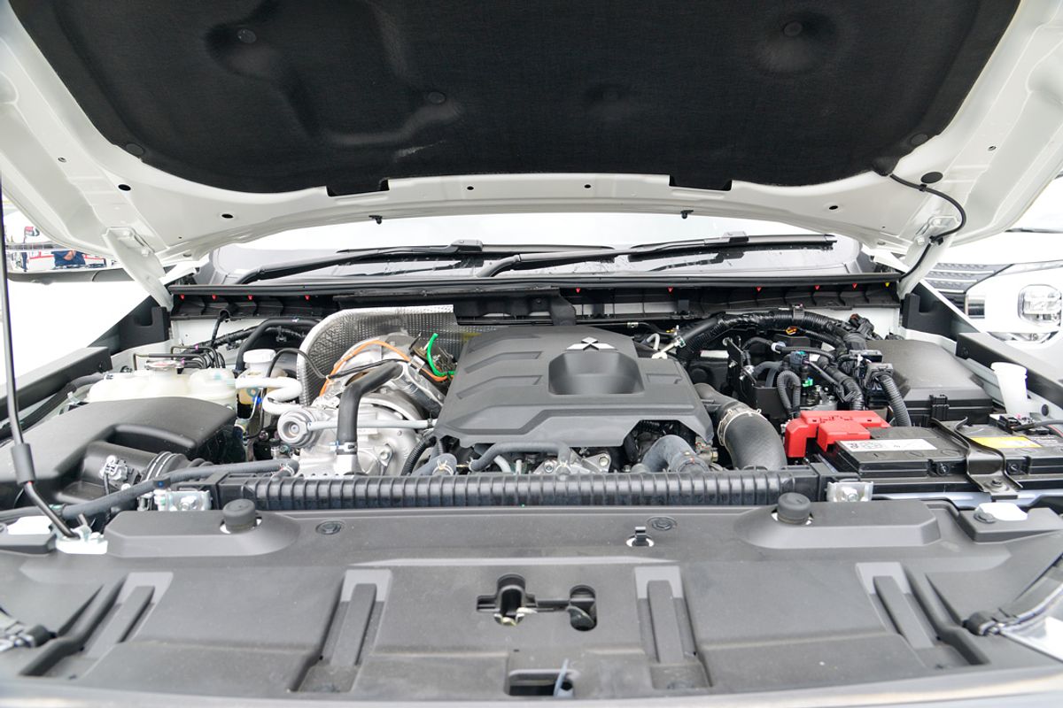 2024 Mitsubishi Triton GLS MV 4X4