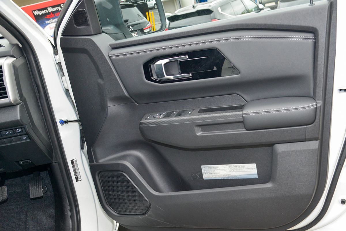 2024 Mitsubishi Triton GLS MV 4X4