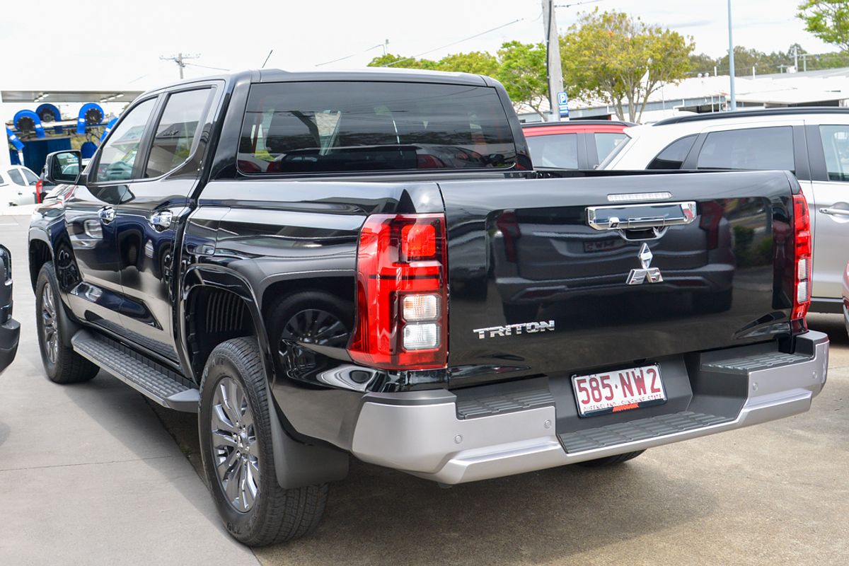 2024 Mitsubishi Triton GLS MV 4X4