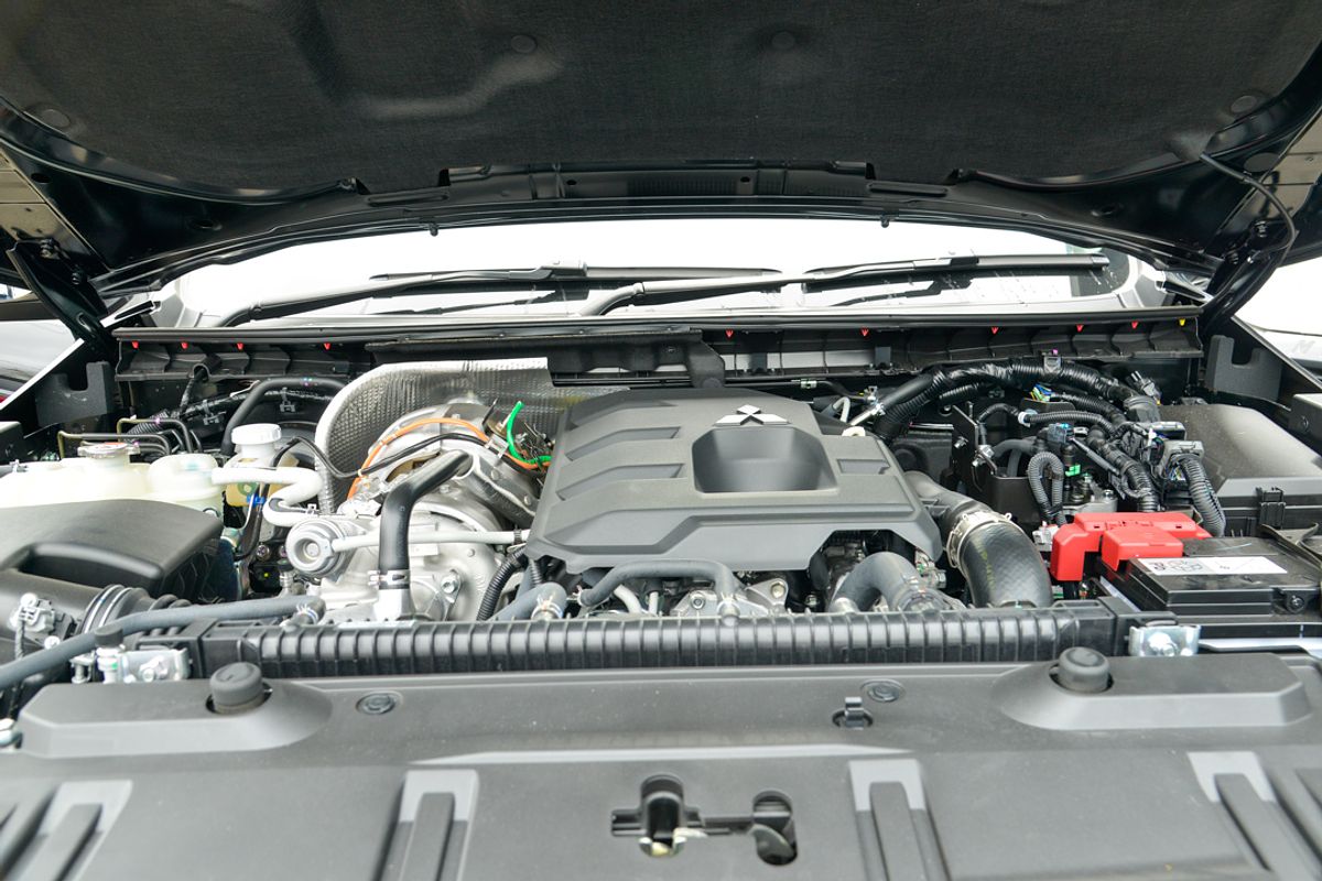 2024 Mitsubishi Triton GLS MV 4X4