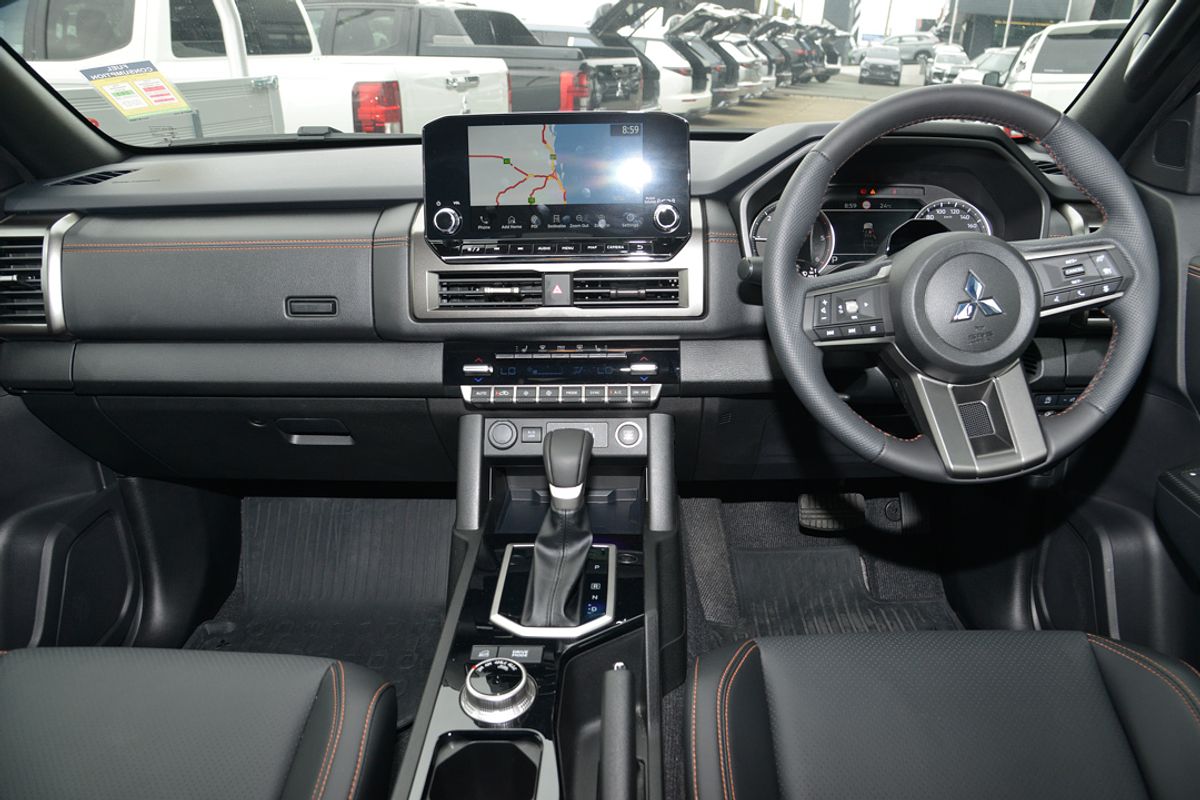 2025 Mitsubishi Triton GSR MV 4X4