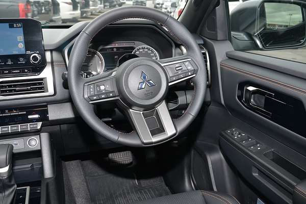 2025 Mitsubishi Triton GSR MV 4X4