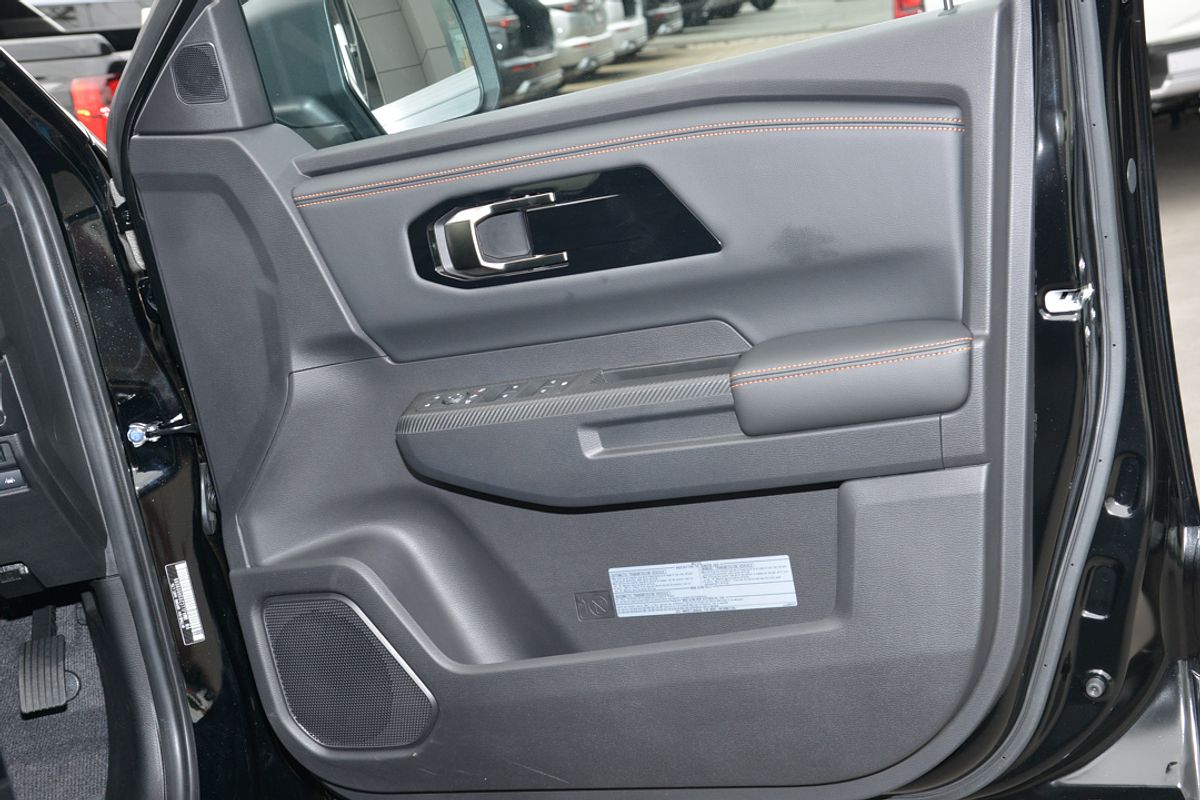 2025 Mitsubishi Triton GSR MV 4X4