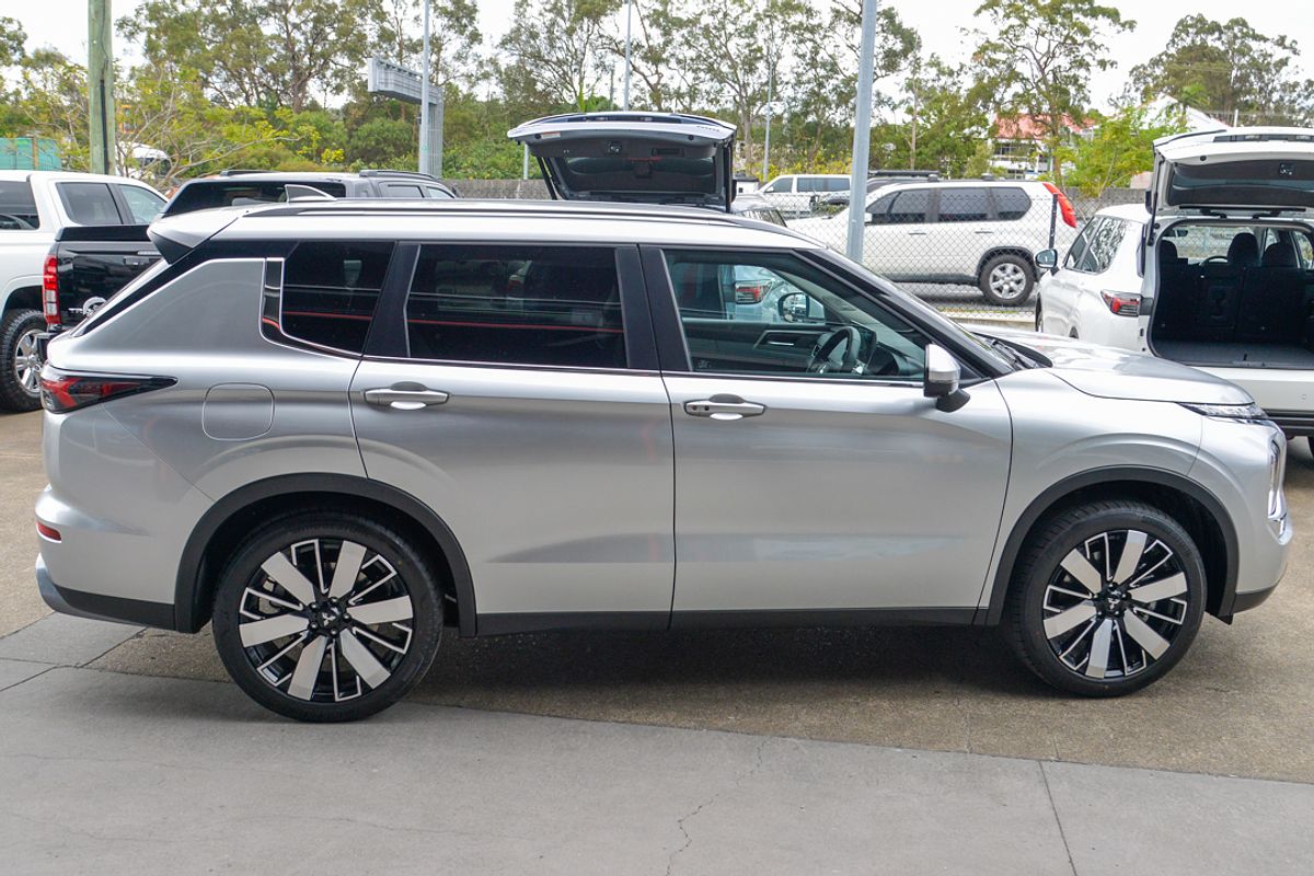 2025 Mitsubishi Outlander Aspire ZM