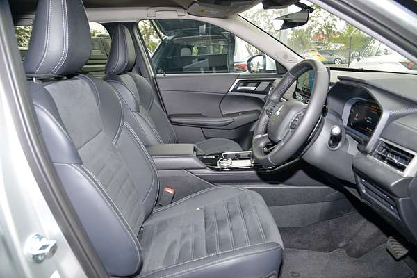 2025 Mitsubishi Outlander Aspire ZM