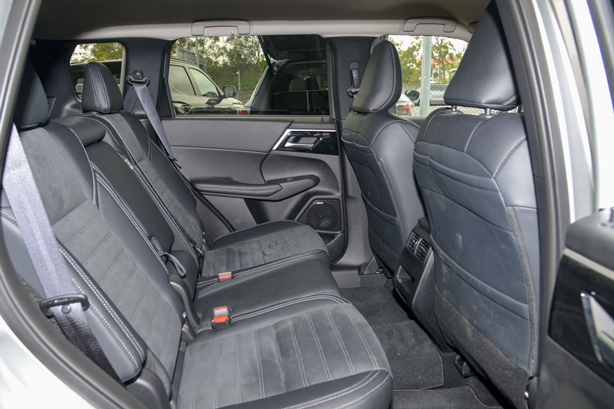 2025 Mitsubishi Outlander Aspire ZM