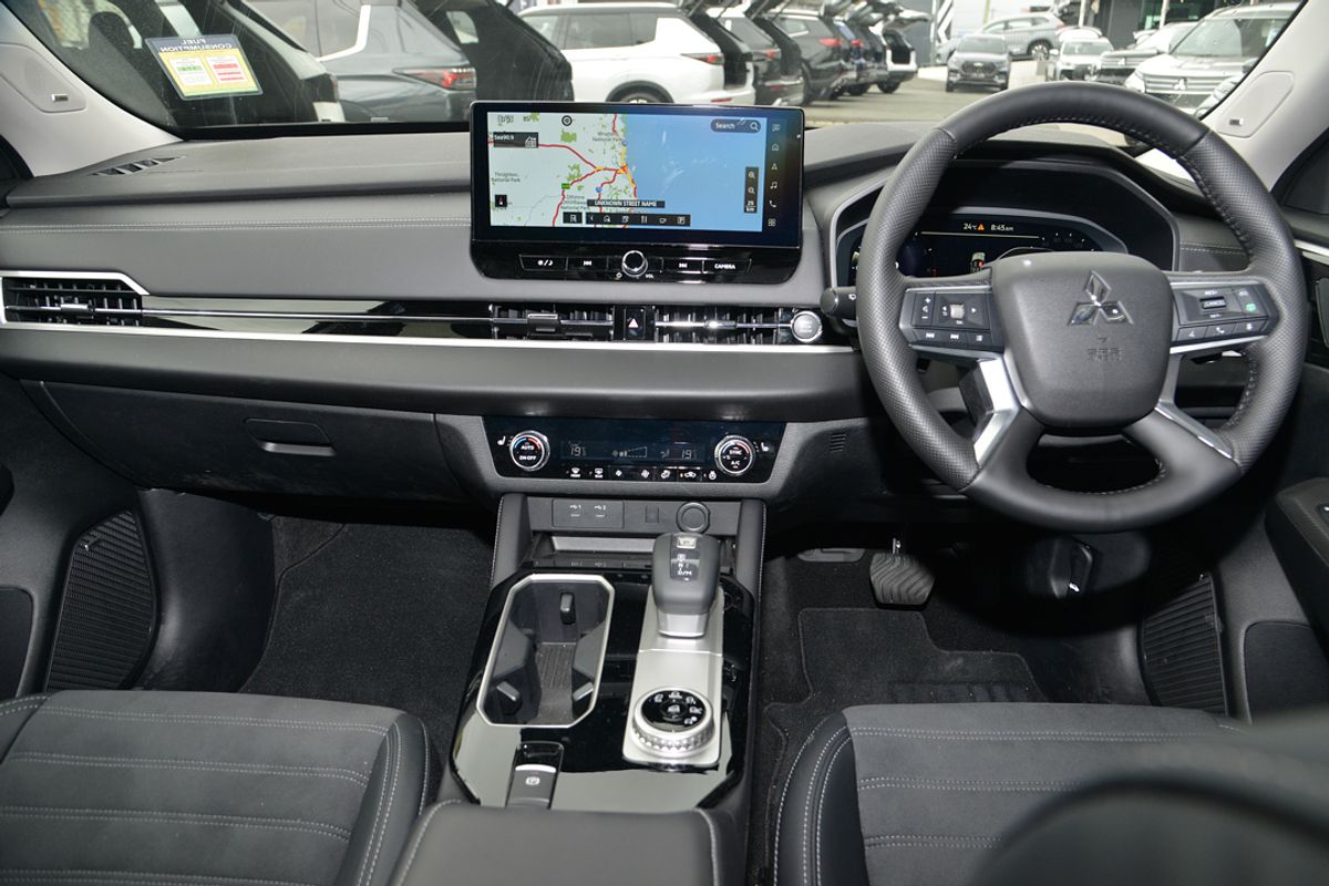 2025 Mitsubishi Outlander Aspire ZM