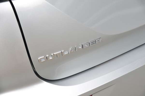 2025 Mitsubishi Outlander Aspire ZM