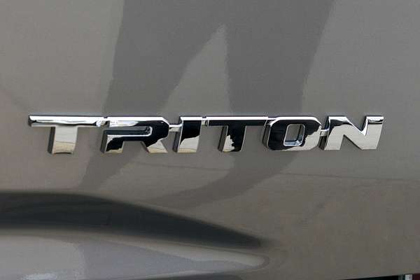 2025 Mitsubishi Triton GLX+ MV 4X4