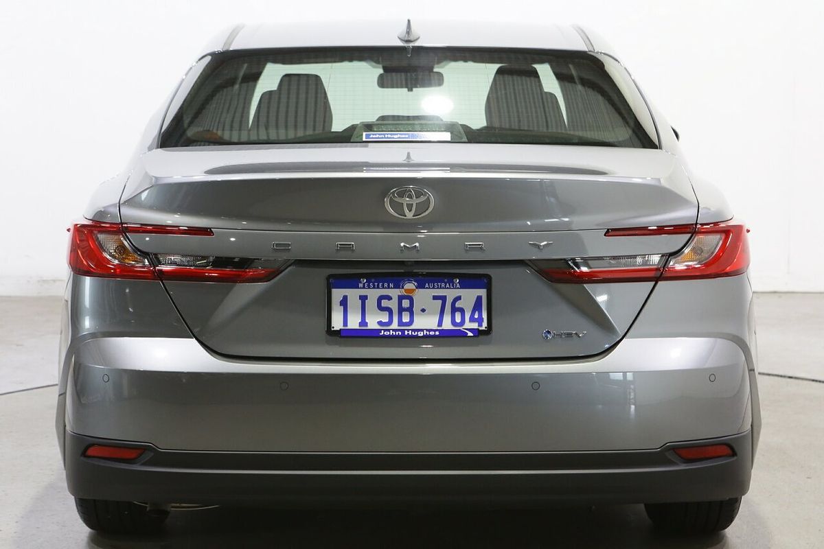 2025 Toyota Camry Ascent AXVH80R