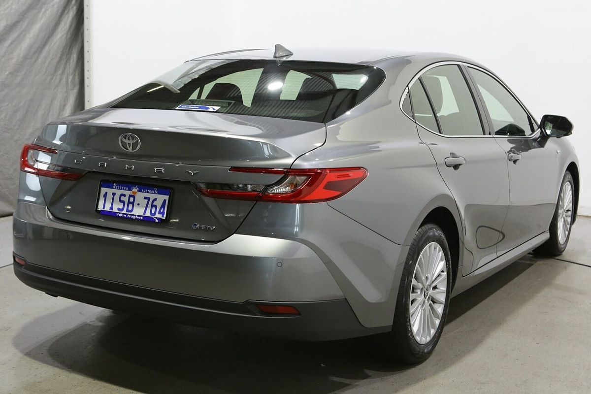 2025 Toyota Camry Ascent AXVH80R