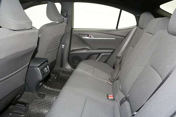 2025 Toyota Camry Ascent AXVH80R