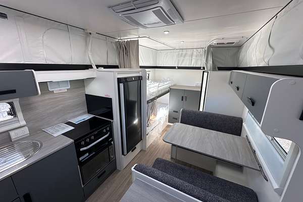 2025 Jayco STARCRAFT POPTOP 17.58-3.BP.SC-MY25