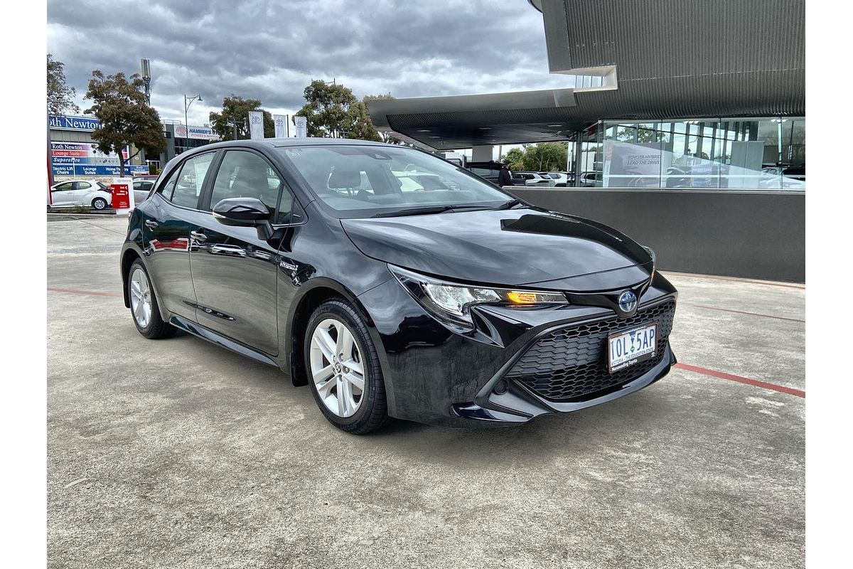 2018 Toyota Corolla Ascent Sport Hybrid ZWE211R