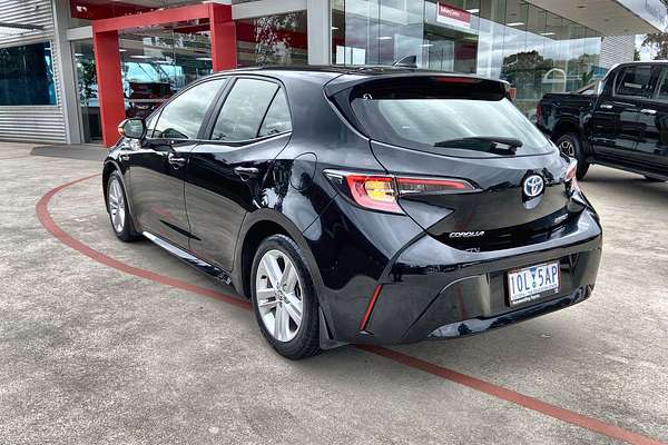 2018 Toyota Corolla Ascent Sport Hybrid ZWE211R