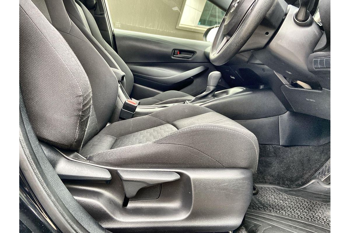 2018 Toyota Corolla Ascent Sport Hybrid ZWE211R