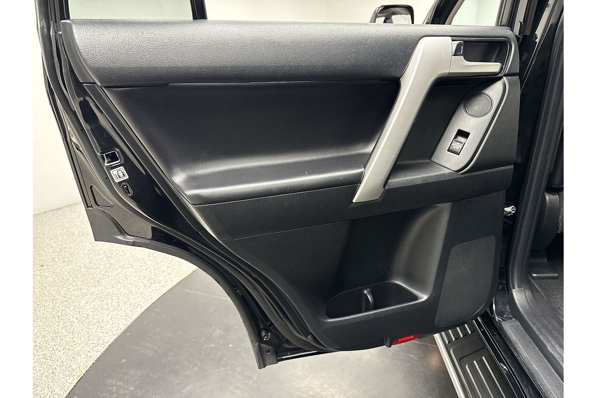 2018 Toyota Landcruiser Prado Kakadu GDJ150R